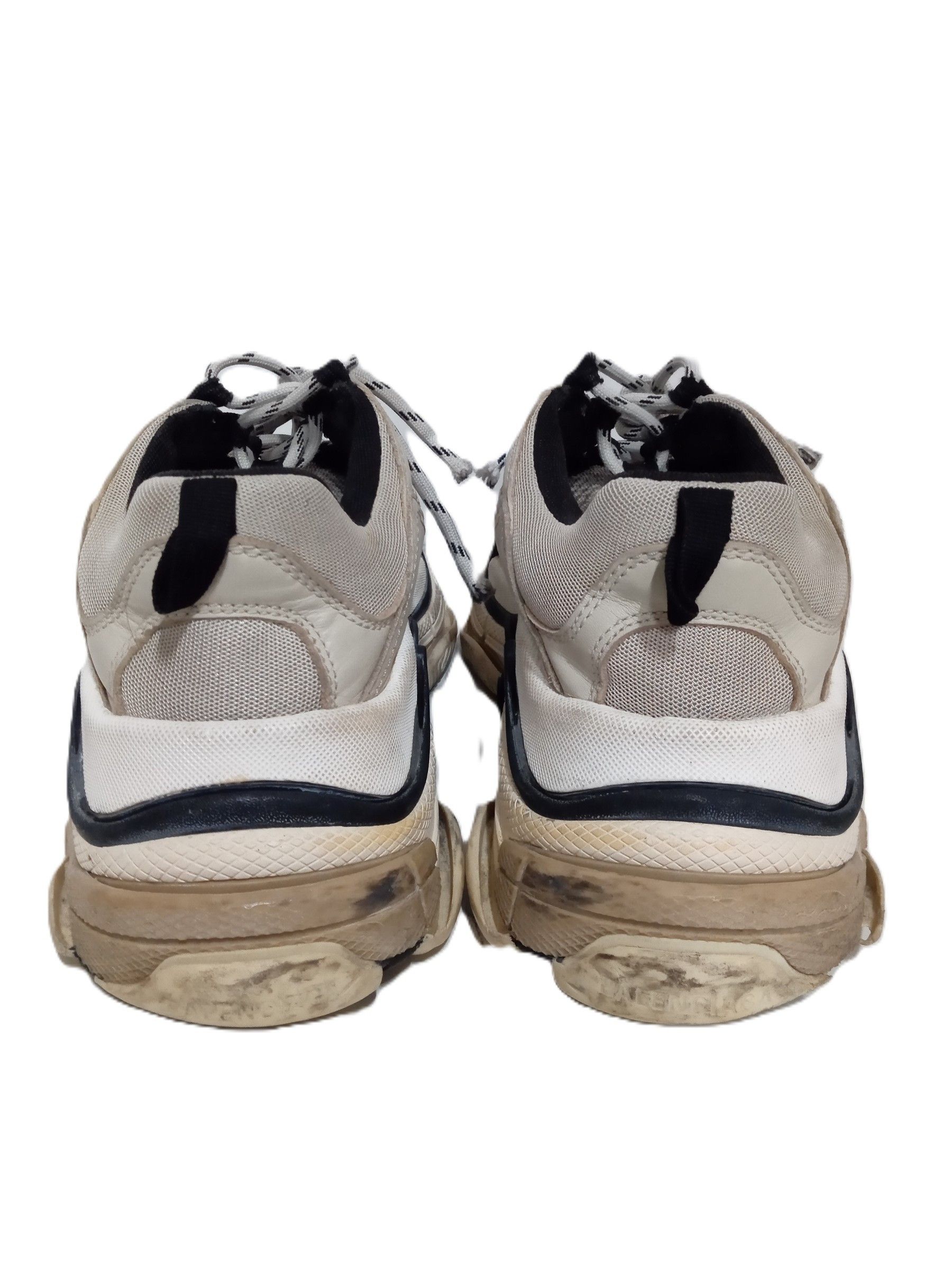 Balenciaga BALENCIAGA TRIPLE S Low Top Sneakers Beige US 7 Size US 7 / EU 40 - 4 Thumbnail