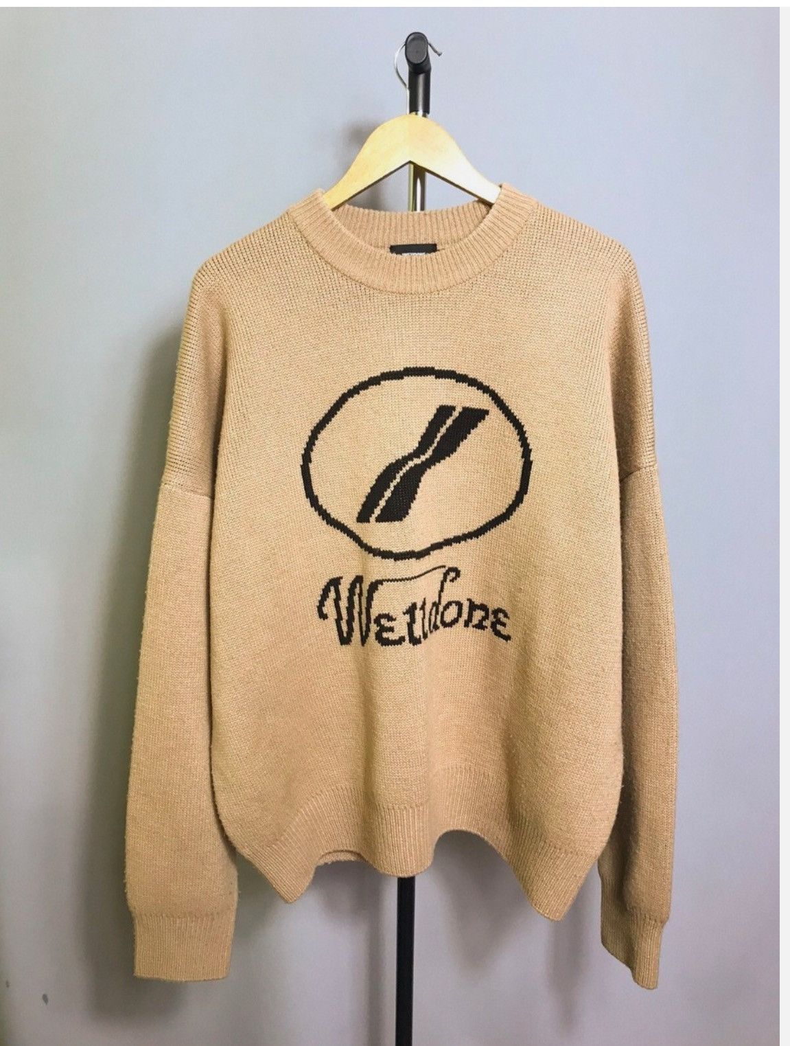 Japanese Brand × WE11DONE we11done LOGO JQD SWEATER mens beige knit Size US M / EU 48-50 / 2 - 1 Thumbnail