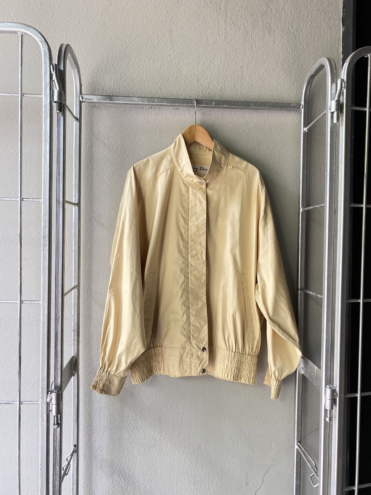 Dior Christian Dior sports beige logo jacket Size US M / EU 48-50 / 2 - 3 Thumbnail