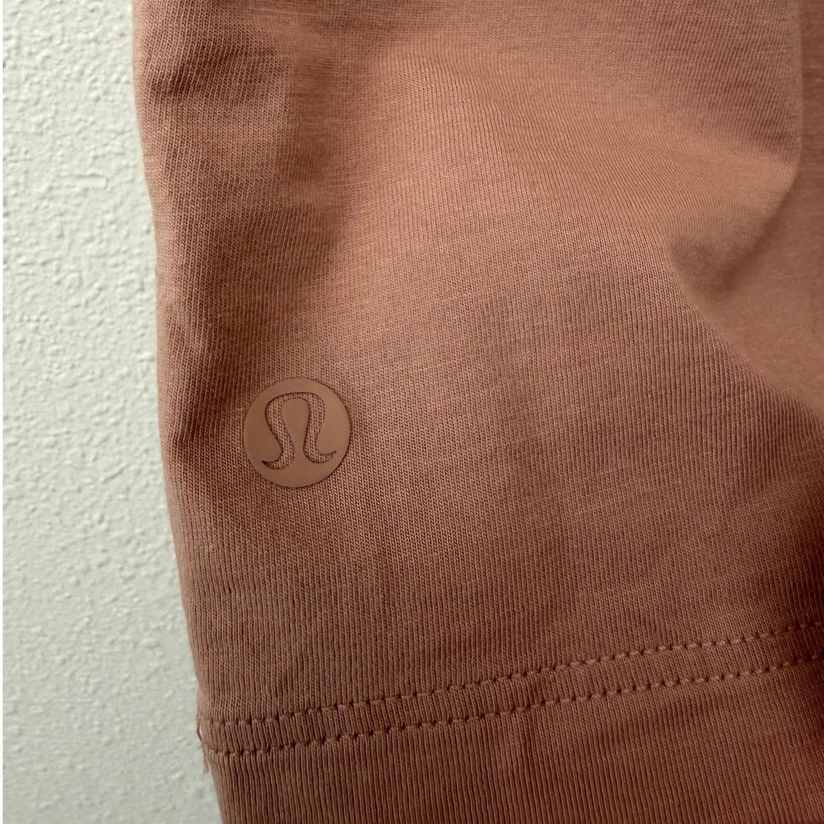 Lululemon Lululemon All Yours Cotton Tee Twilight Rose Women 8 Size M / US 6-8 / IT 42-44 - 7 Thumbnail