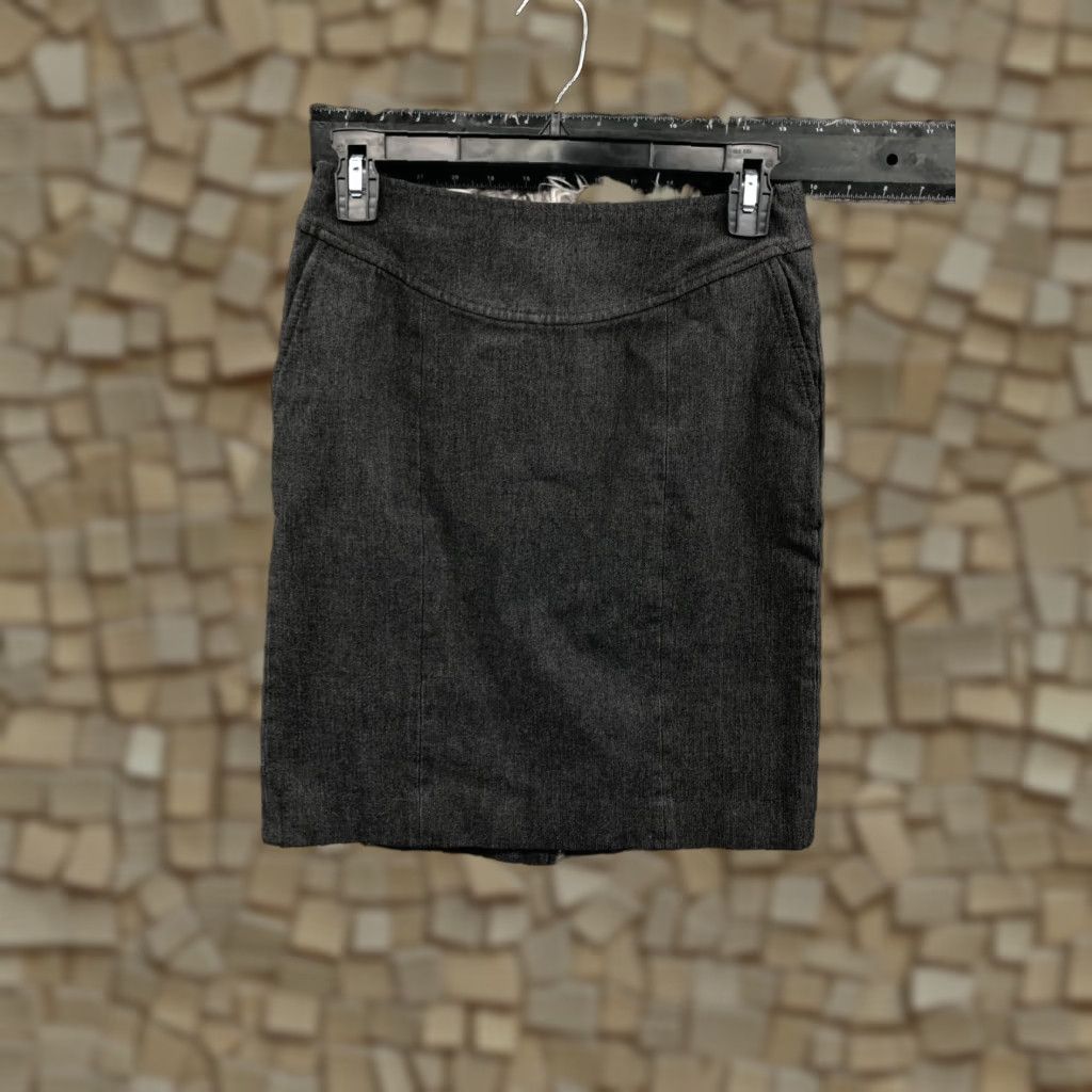 Banana Republic Banana Republic Skirt Womens 0P Petite Midi Denim Gray Regular Slit Pockets Barbie Buttons City 90s? Size 25" / US 0 / IT 36 - 1 Thumbnail