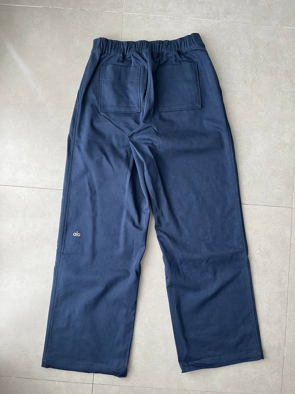 ALO YOGA HIGH WAIST ROAD TRIP NAVY PANTS TROUSERS