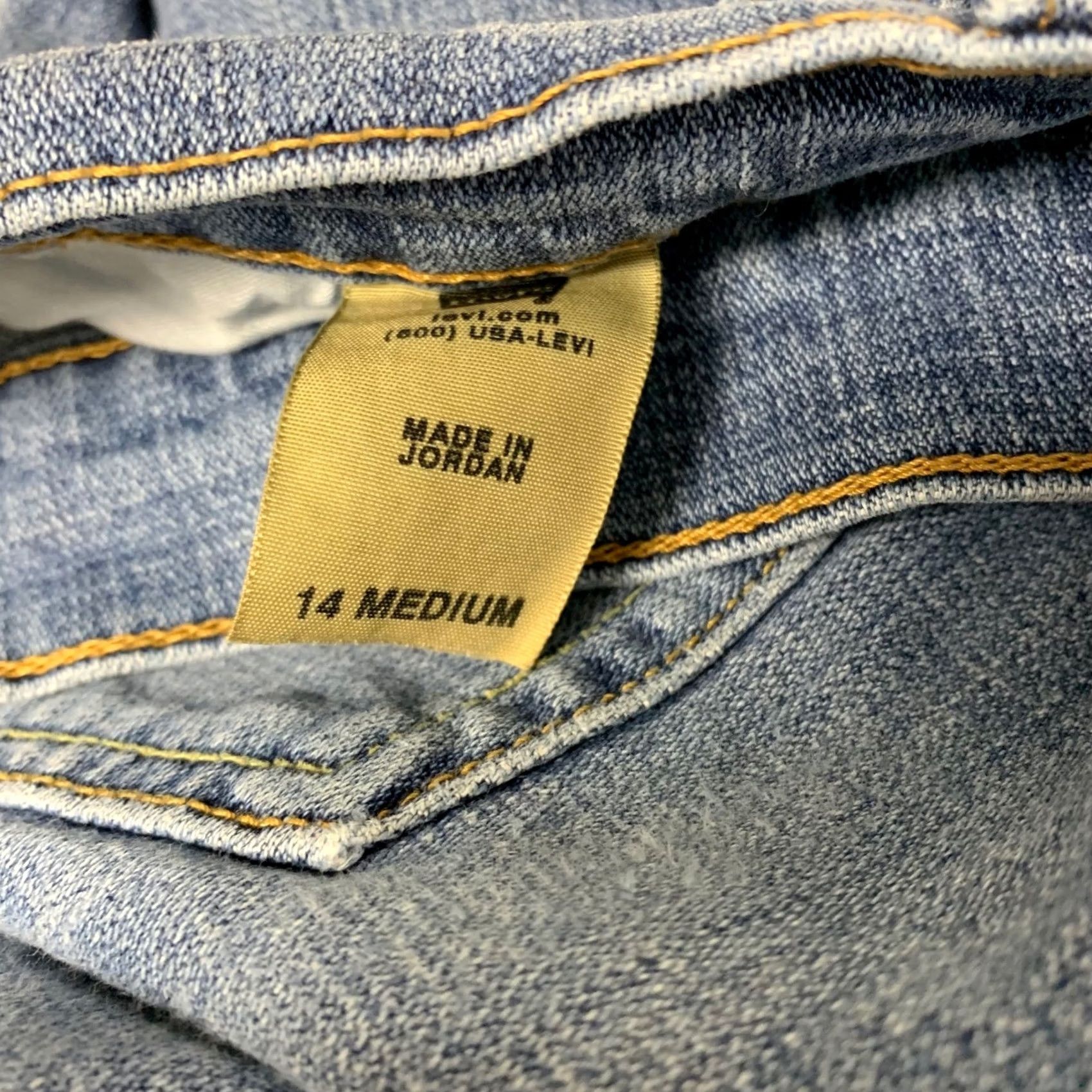 Levi's VINTAGE Levi'S Jeans Womens 14 Blue Boot Cut Denim Mid Rise Y2K Size 36" / US 14 / IT 50 - 7 Thumbnail