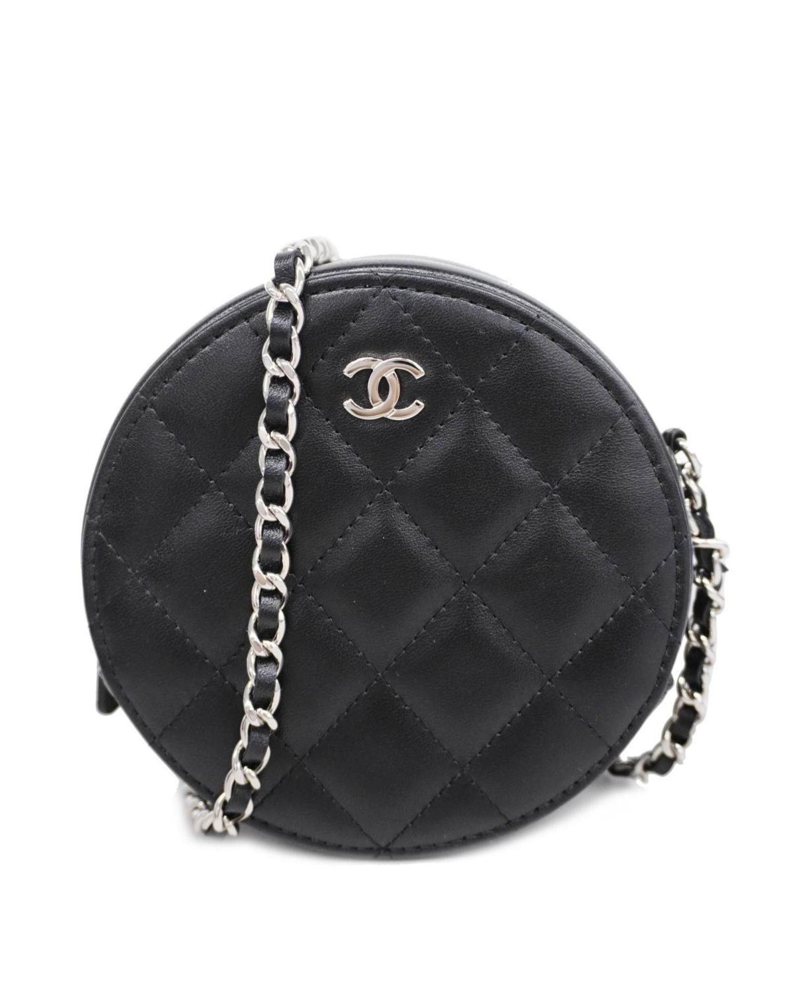 image of Chanel Sophisticated Black Leather Shoulder Bag With Quilted Pattern, Women's