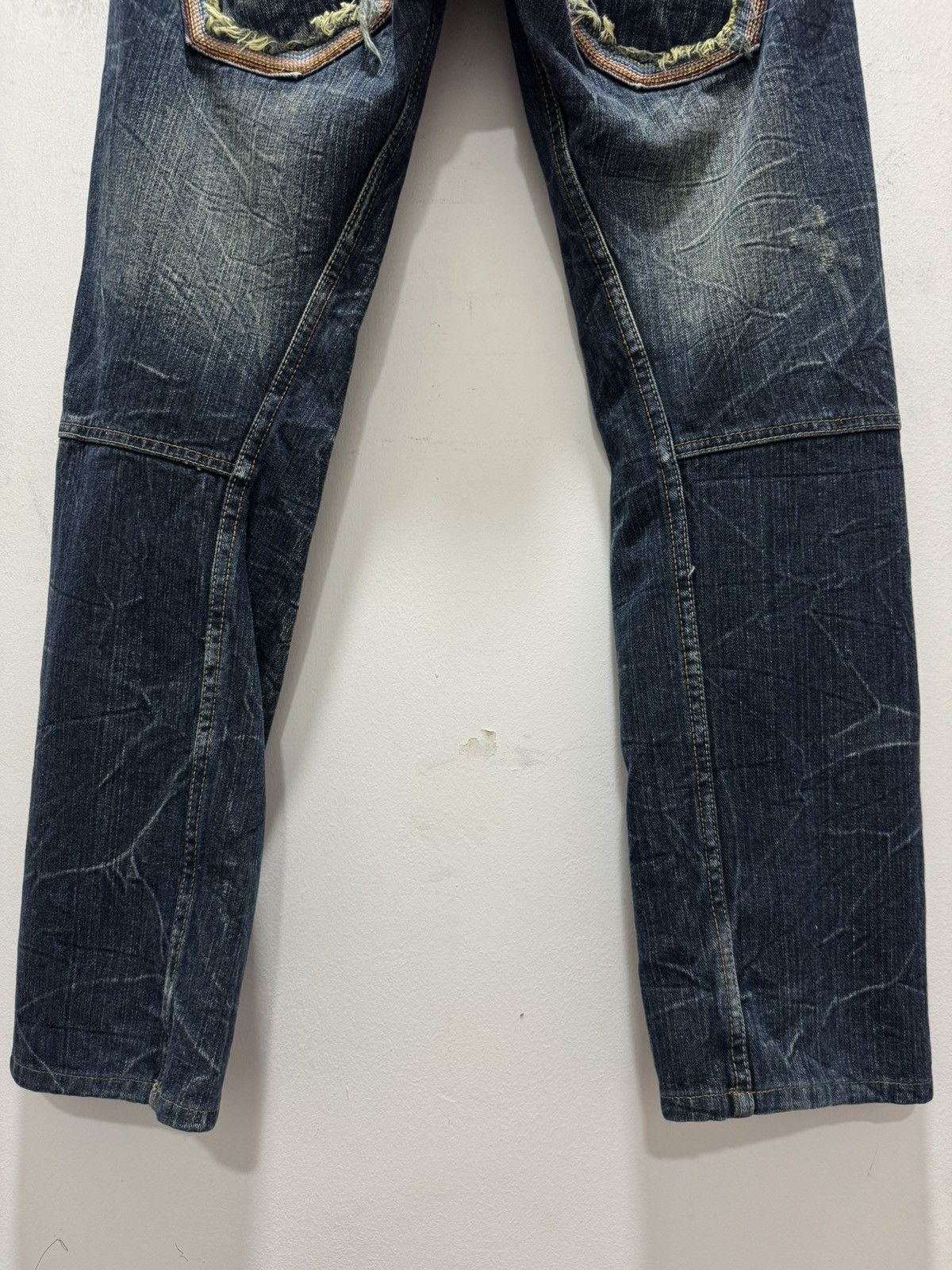Japanese Brand JAPANESE DESIGN DOMINATE PUNK STYLE CURVED DISTRESSED JEANS Size US 28 / EU 44 - 6 Thumbnail