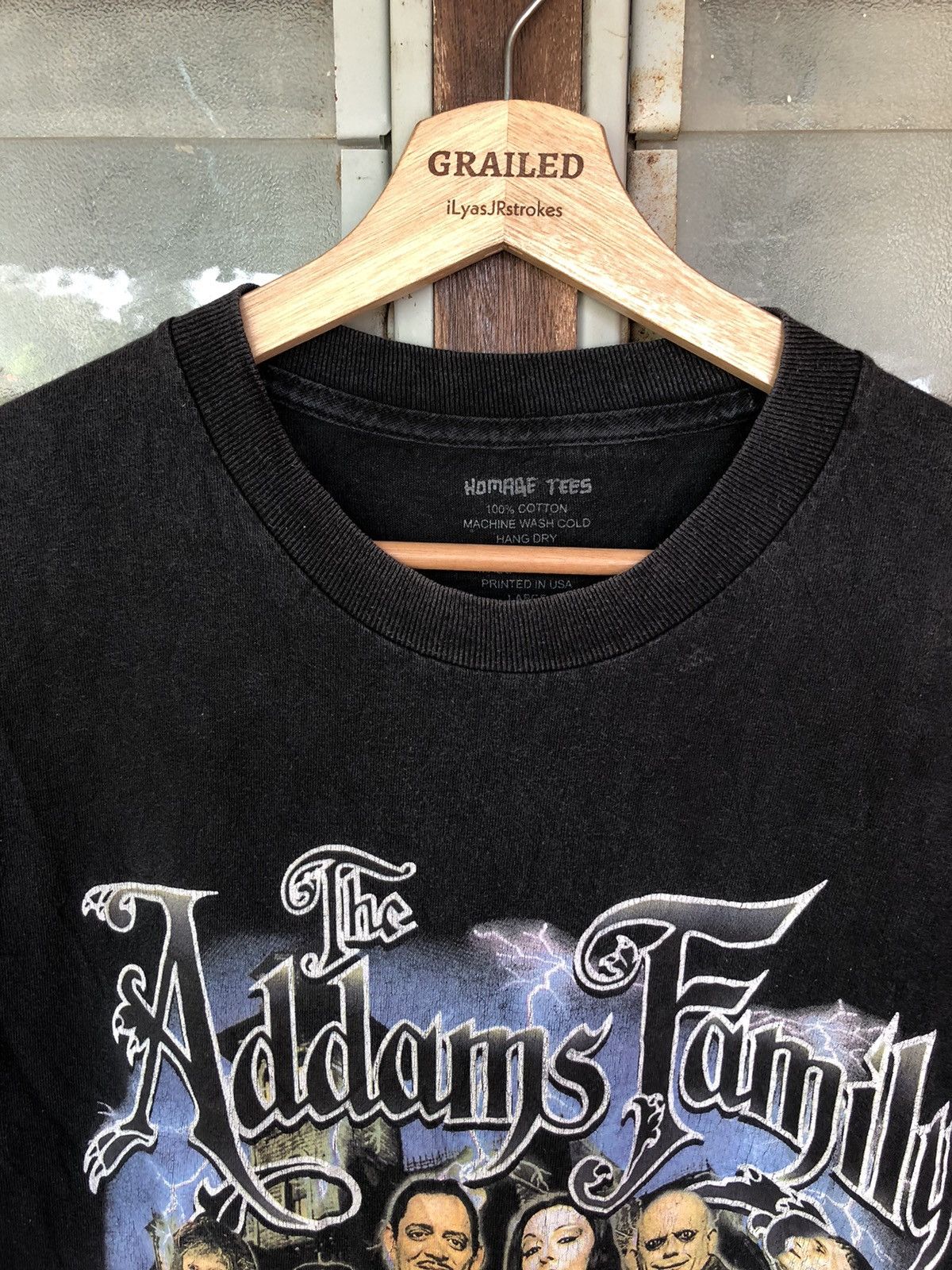Expert Horror Vintage The Addams Family Comedy Horror Photo Shirt Tee Size US L / EU 52-54 / 3 - 8 Thumbnail