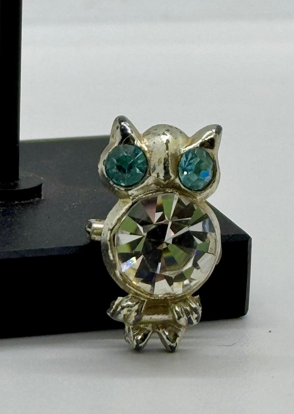 Other Rhinestone Owl Brooch Pin Clear Blue Stones Vintage Size ONE SIZE - 1 Thumbnail