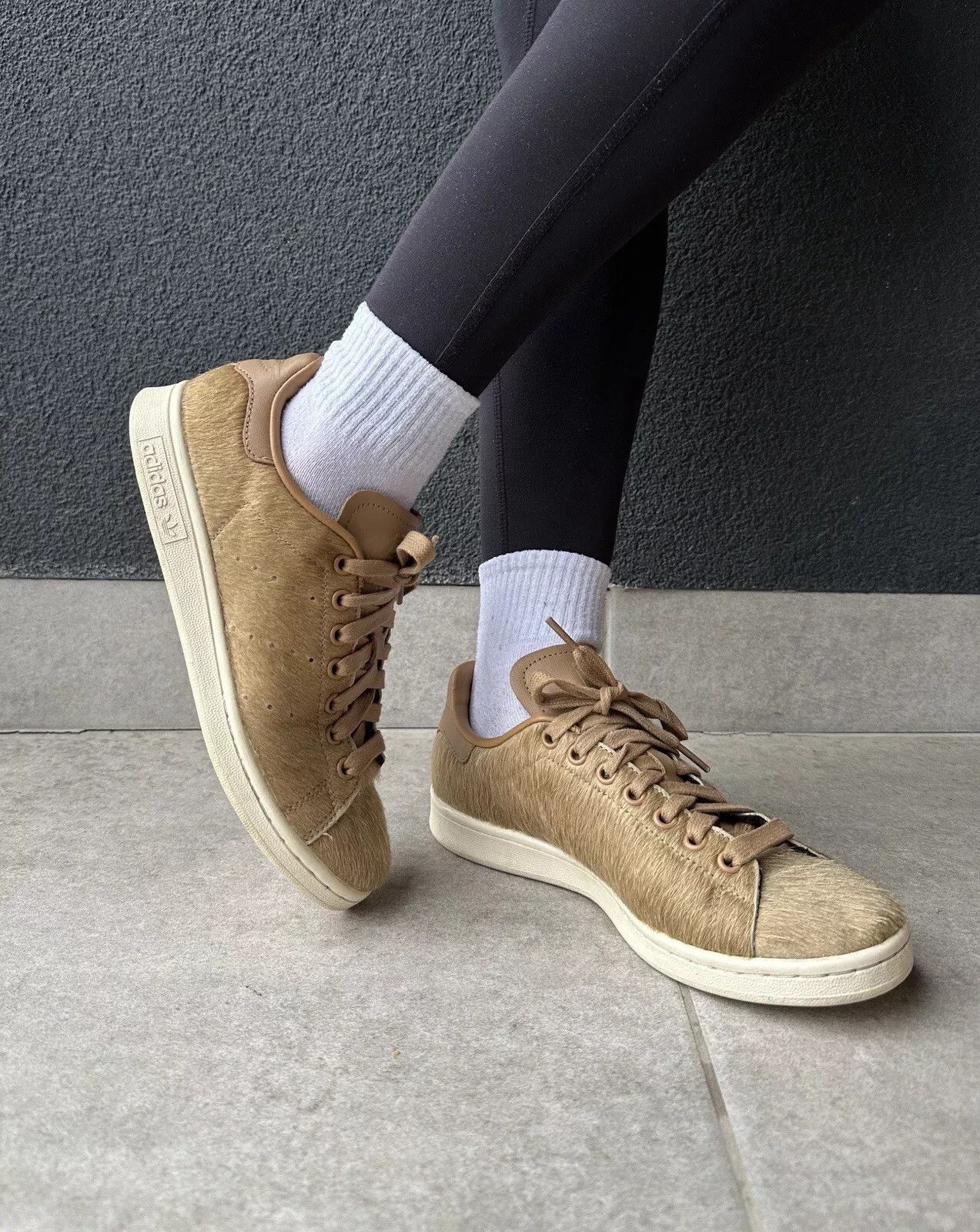 Adidas Adidas Stan Smith Shoes Pony Hair Womens Sneakers Rare Style Size US 6 / IT 36 - 6 Thumbnail