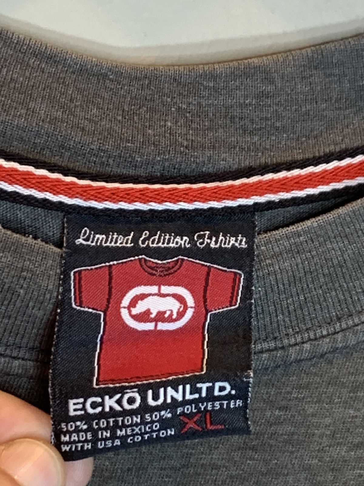 Ecko Unltd. *RARE* Vintage Ecko Unltd. Cream Carton Straw Art T-Shirt Size US XL / EU 56 / 4 - 10 Thumbnail