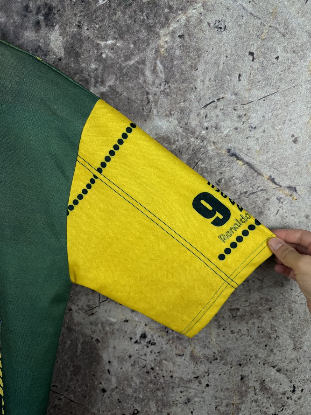 Vintage Men’s Ronaldo 9 Brasil Brazil Football Jersey Size XXL Size US XXL / EU 58 / 5 - 8 Thumbnail