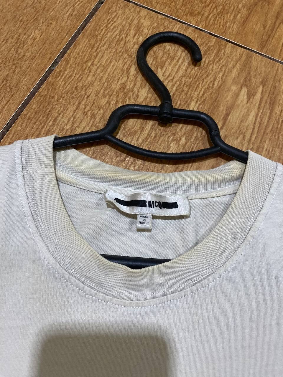 Alexander McQueen Alexander McQueen MCQ Sun Logo Retro Tee Shirt Size US S / EU 44-46 / 1 - 8 Thumbnail