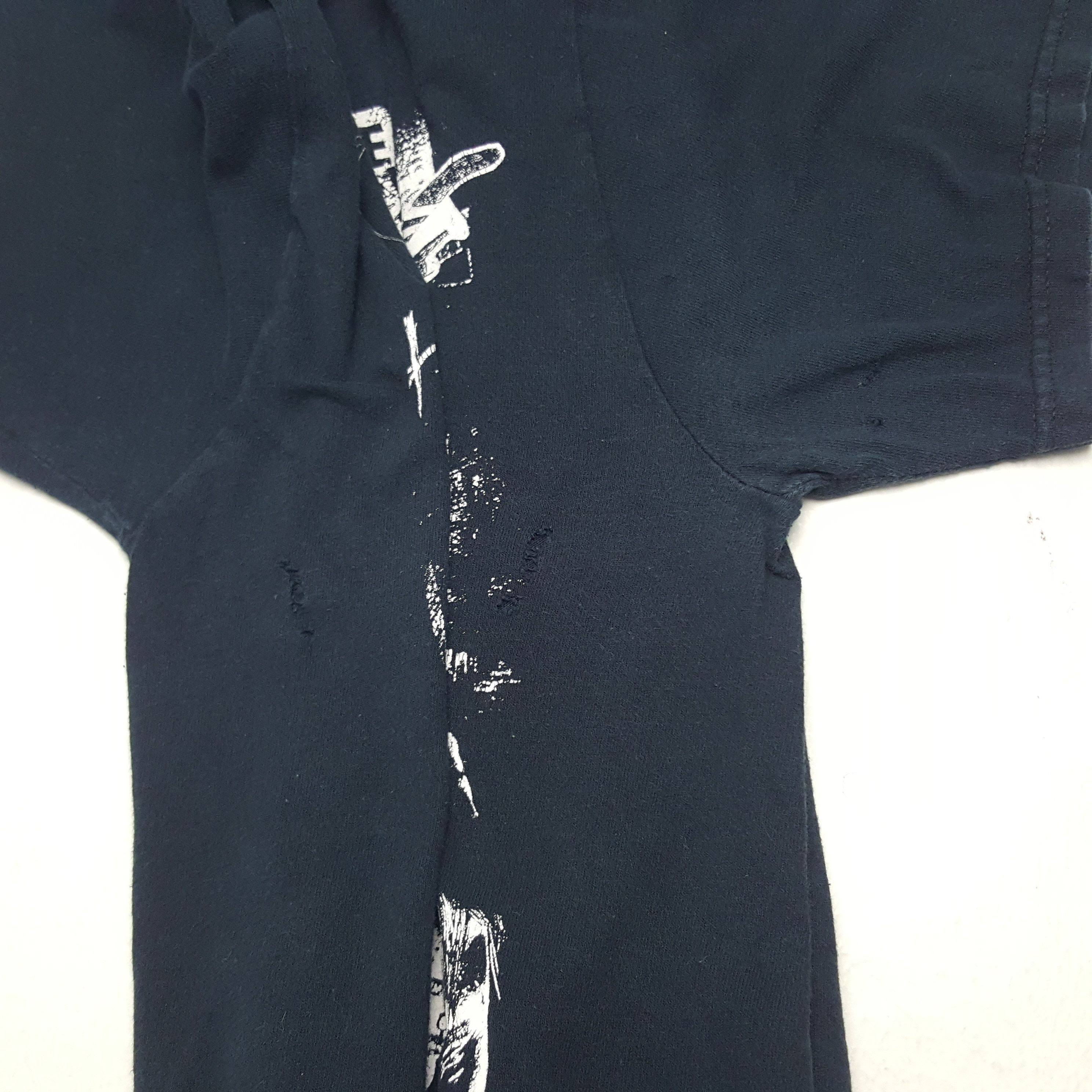 Vintage Vintage Devil Rock Tshirt Size US M / EU 48-50 / 2 - 7 Thumbnail