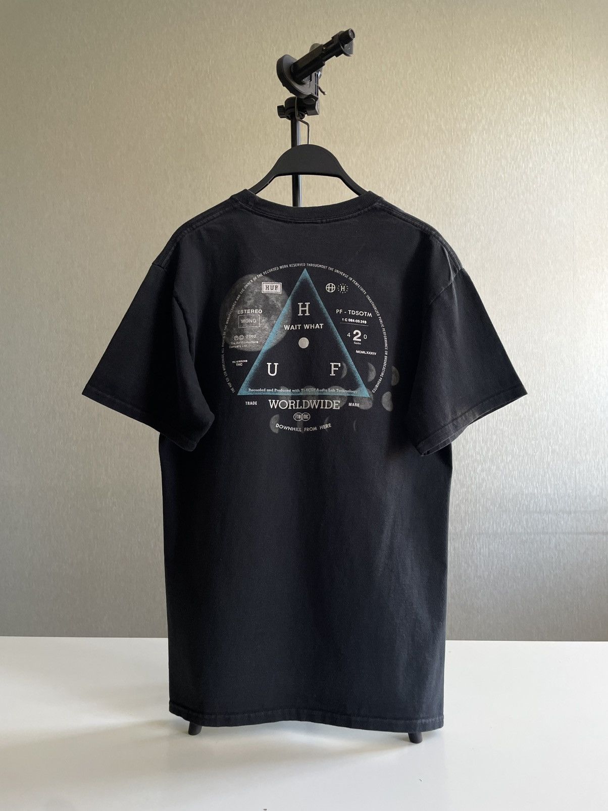 Huf Huf: A T-Shirt Size US M / EU 48-50 / 2 - 7 Thumbnail