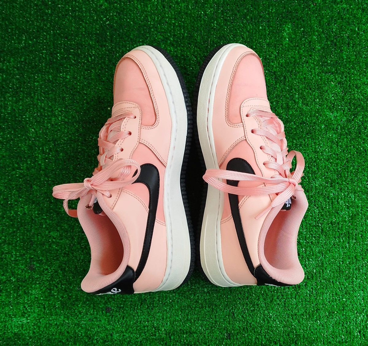 Nike Nike Air Force 1 VDay Size US 6 / IT 36 - 4 Thumbnail