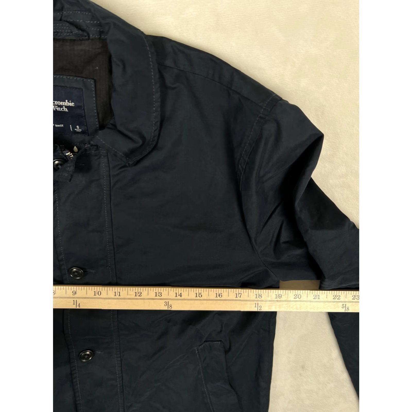 Abercrombie & Fitch Abercrombie & Fitch Jacket Mens Small Navy Windbreaker Lined Water Resistant Wind-Resistant Nylon Full Zip Pockets Casual Travel 90s? Size US S / EU 44-46 / 1 - 4 Thumbnail