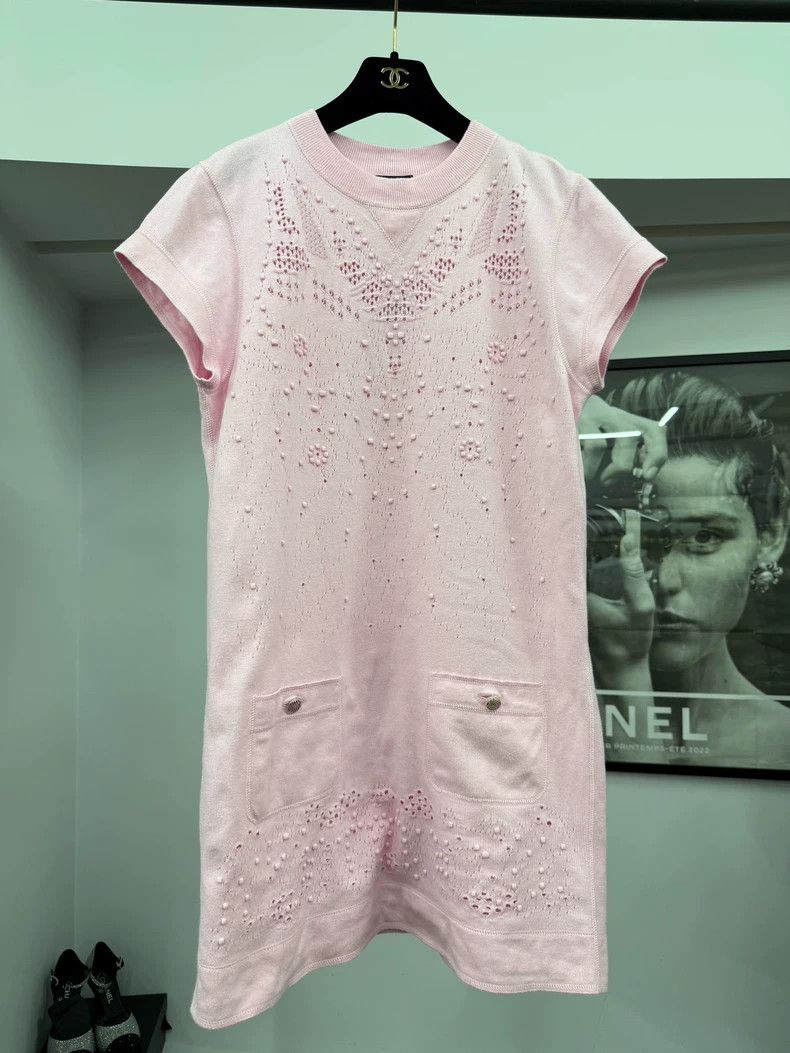 Chanel Chanel Pink Openwork Knit Dress Size US M / EU 48-50 / 2 - 1 Thumbnail