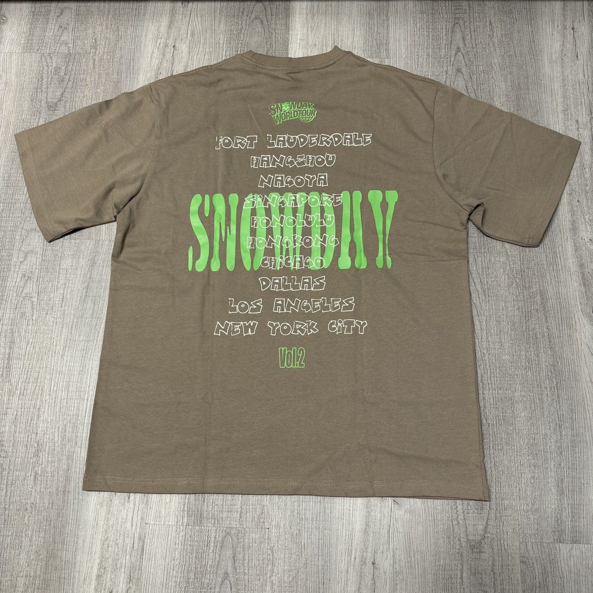 Other SnowDay World Tour Oversized t-shirt Size US XL / EU 56 / 4 - 1 Thumbnail