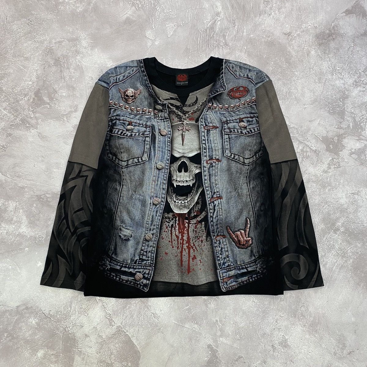 Japanese Brand Vintage Punk Rock Skull 3D Tatoo All Over Print Longsleeve Size US L / EU 52-54 / 3 - 1 Thumbnail