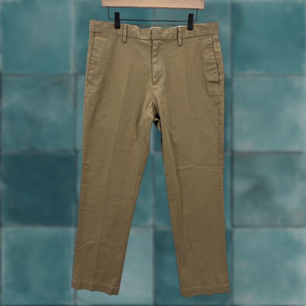 Banana Republic Banana Republic Pants Mens 35x30 Khaki Rapid Movement Aiden Chino Stretch Work Slim Flat Front Pockets Water Resistant Beige 90% Cotton 2% Spandex Size US 35 - 1 Thumbnail