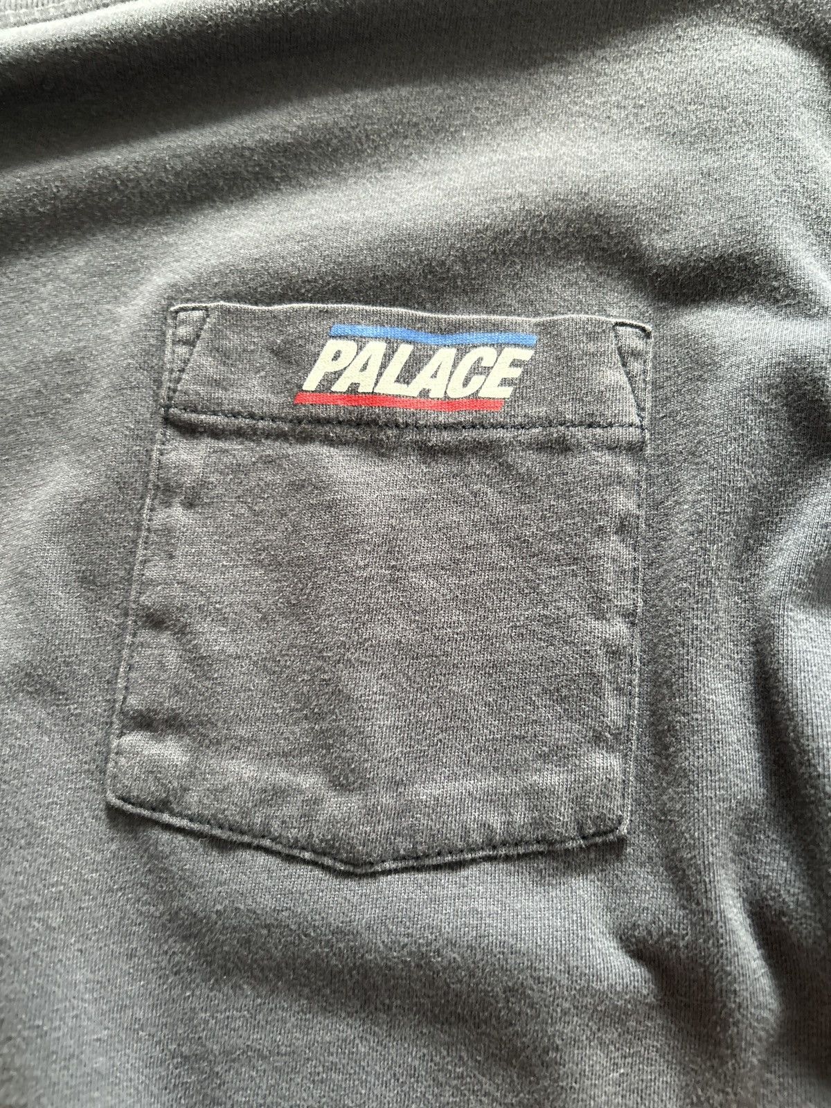 Palace palace basically a pocket tee (long sleeve) Size US M / EU 48-50 / 2 - 3 Thumbnail