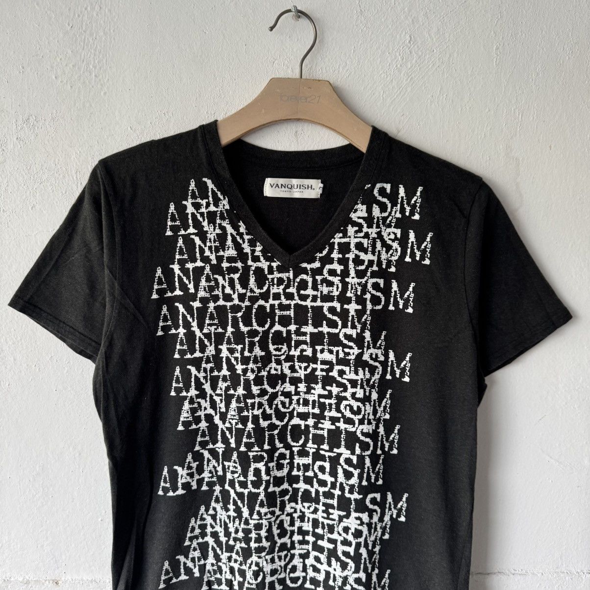 Japanese Brand Vanquish “Anarchism” V-neck Shirt Size US L / EU 52-54 / 3 - 3 Thumbnail