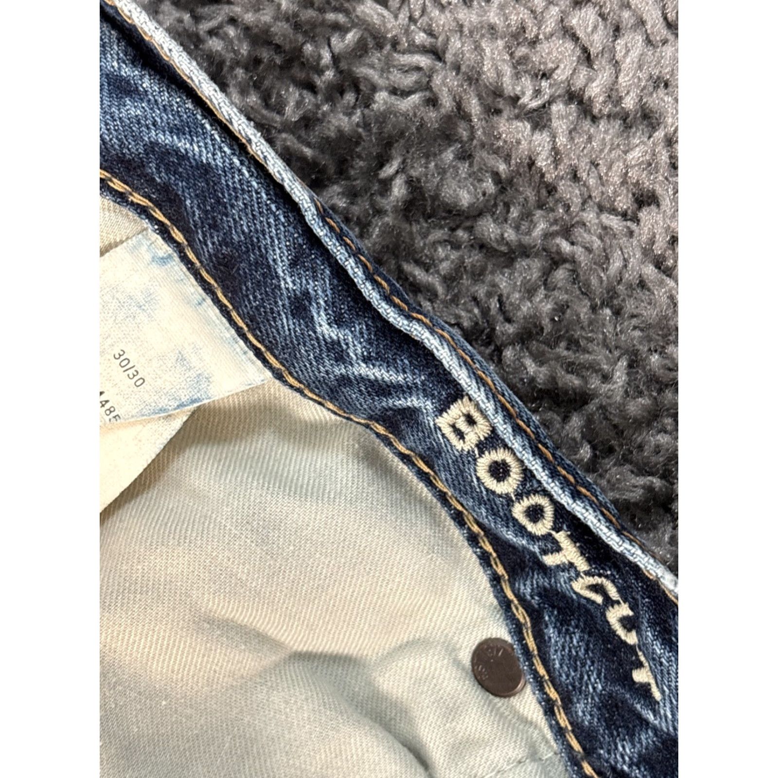 American Eagle Outfitters VINTAGE American Eagle Outfitters Jeans Men's 32x34 Bootcut Distressed Blue Denim Boots Zip Fly Regular 34 Inseam Mens Size US 32 / EU 48 - 5 Thumbnail