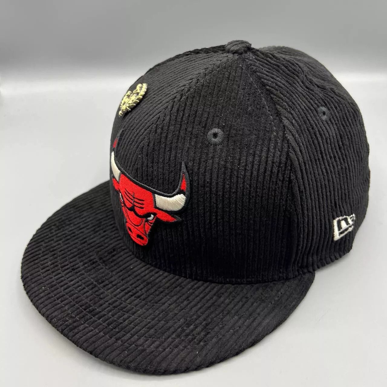 New Era Chicago Bulls Hat Men 7 3/8 Corduroy 59Fifty New Era Fitted Size ONE SIZE - 2 Thumbnail