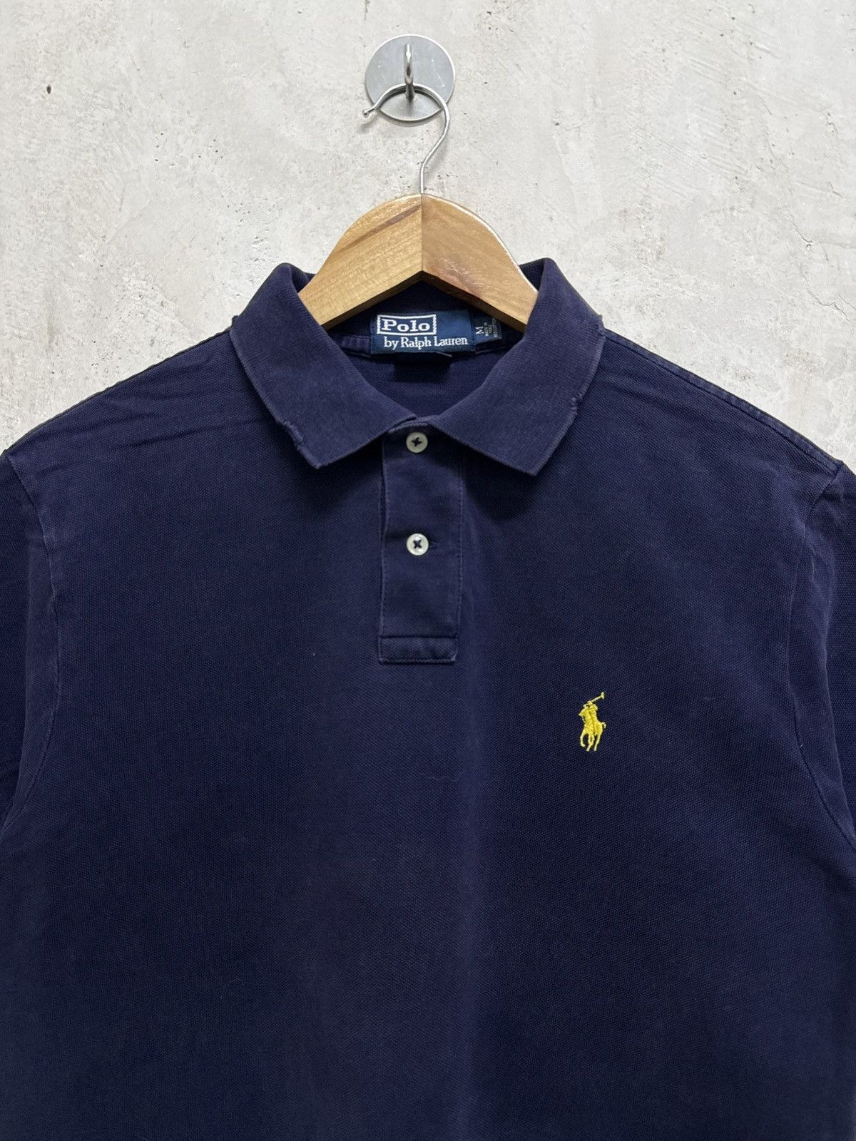 Polo Ralph Lauren Distressed Polo Ralph Lauren Small Pony Polo Shirt Size US M / EU 48-50 / 2 - 2 Thumbnail