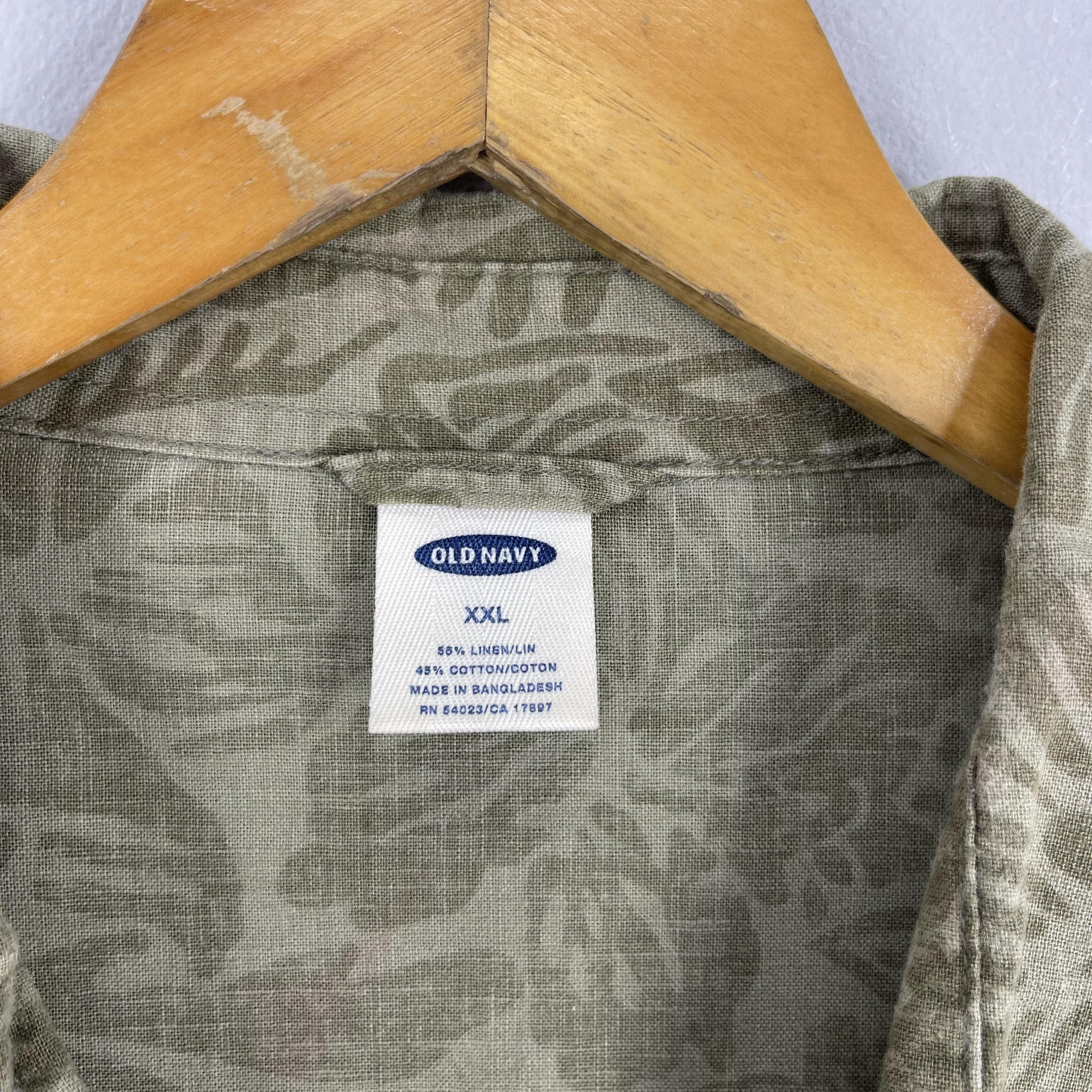 Vintage Vintage OLD NAVY Hawaii Hibiscus Floral Motive Shirt Size US XXL / EU 58 / 5 - 6 Thumbnail