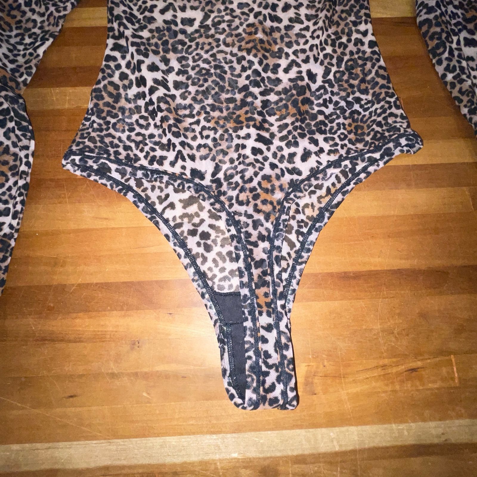 Steve Madden Steve Madden Women's Long-Sleeve Mesh Bodysuit Cheetah small Size S / US 4 / IT 40 - 4 Thumbnail