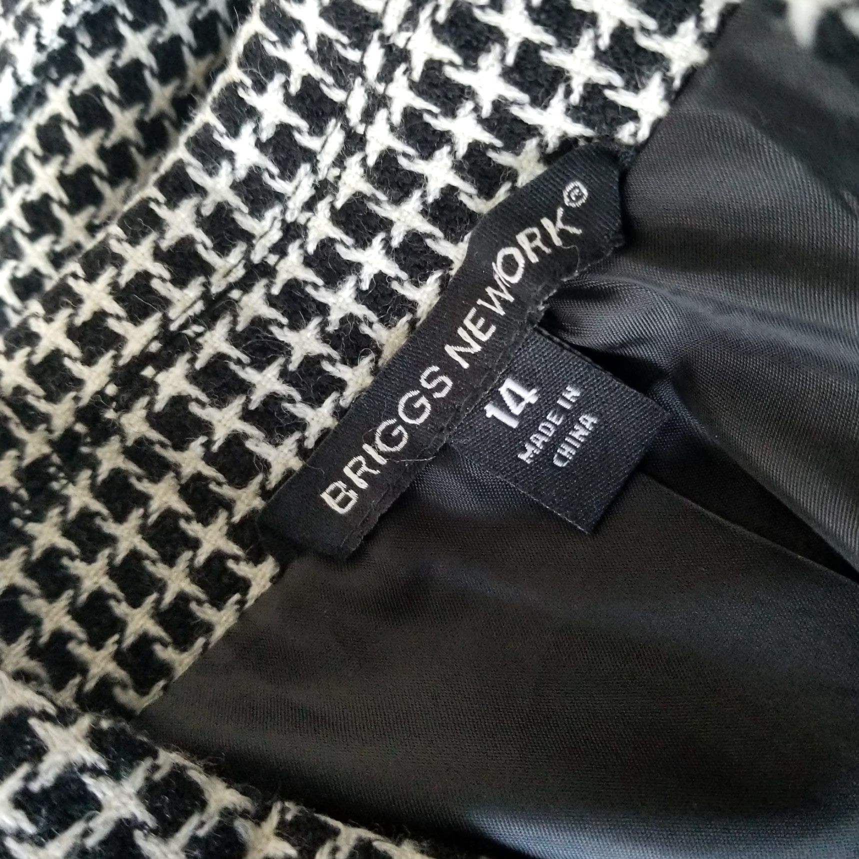 Vintage Briggs New York Women's Houndstooth Blazer Jacket 3/4 Sleeve Black and White 14 Work Shirt Size XL / US 12-14 / IT 48-50 - 6 Thumbnail