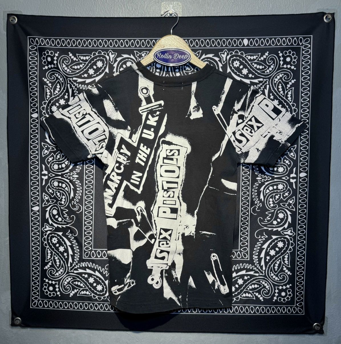 Vintage Rare Vintage Sex Pistols All Over Print Tee Size US M / EU 48-50 / 2 - 3 Thumbnail