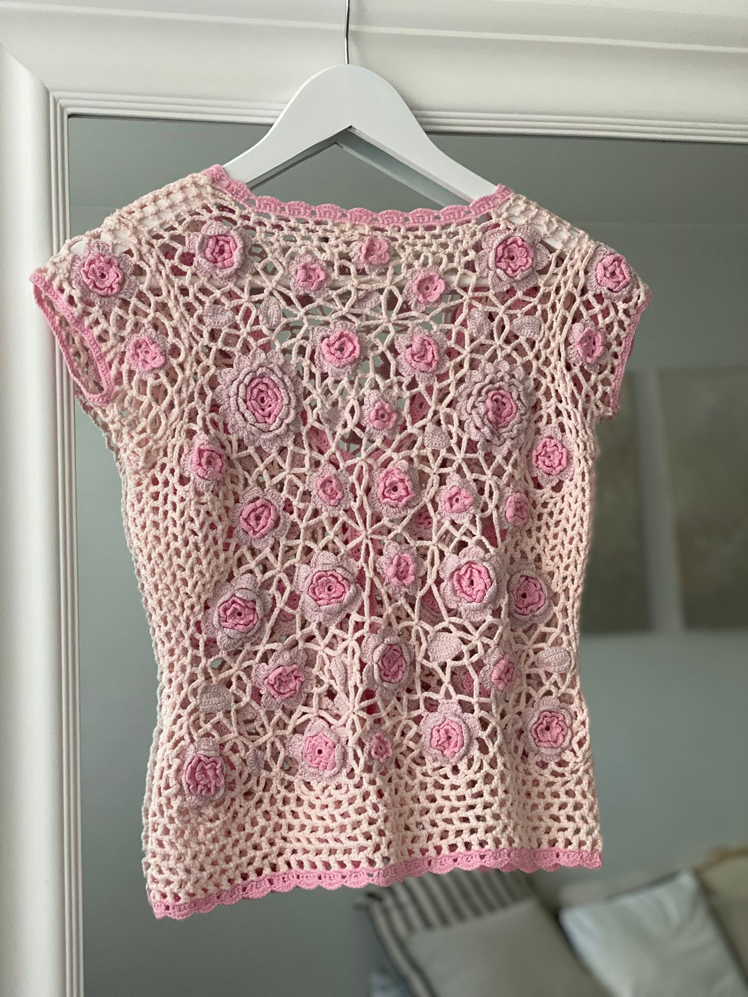 Oilily crochet 3d roses vintage oilily top Size XS / US 0-2 / IT 36-38 - 2 Thumbnail