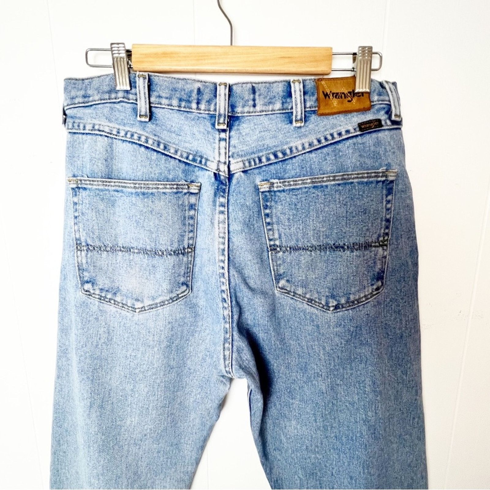 Wrangler Wrangler Distressed Medium Wash Straight Leg 5 Pockets Jeans Size US 34 / EU 50 - 7 Thumbnail