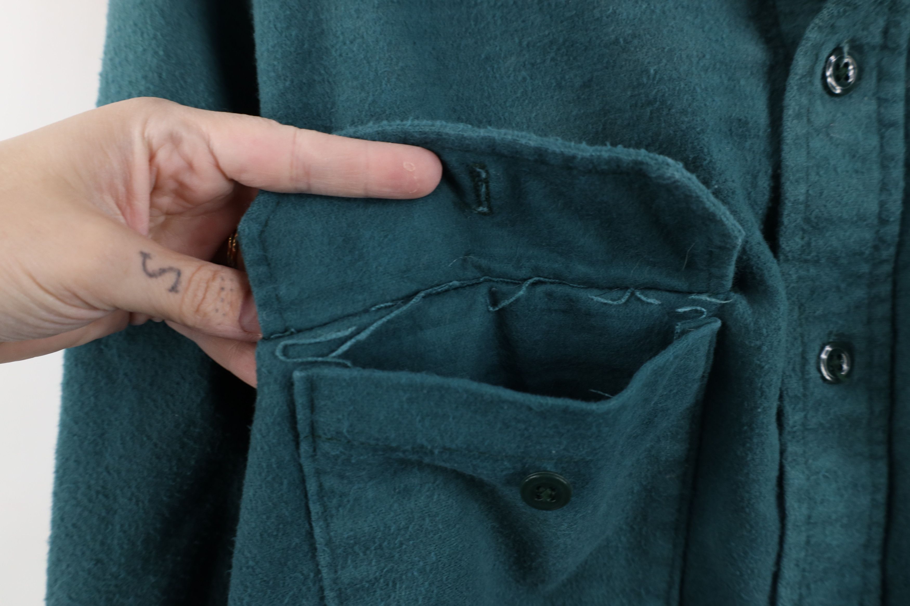 Woolrich Woolen Mills Vintage 90s Woolrich Heavy Chamois Cloth Button Shirt USA Size US L / EU 52-54 / 3 - 6 Thumbnail