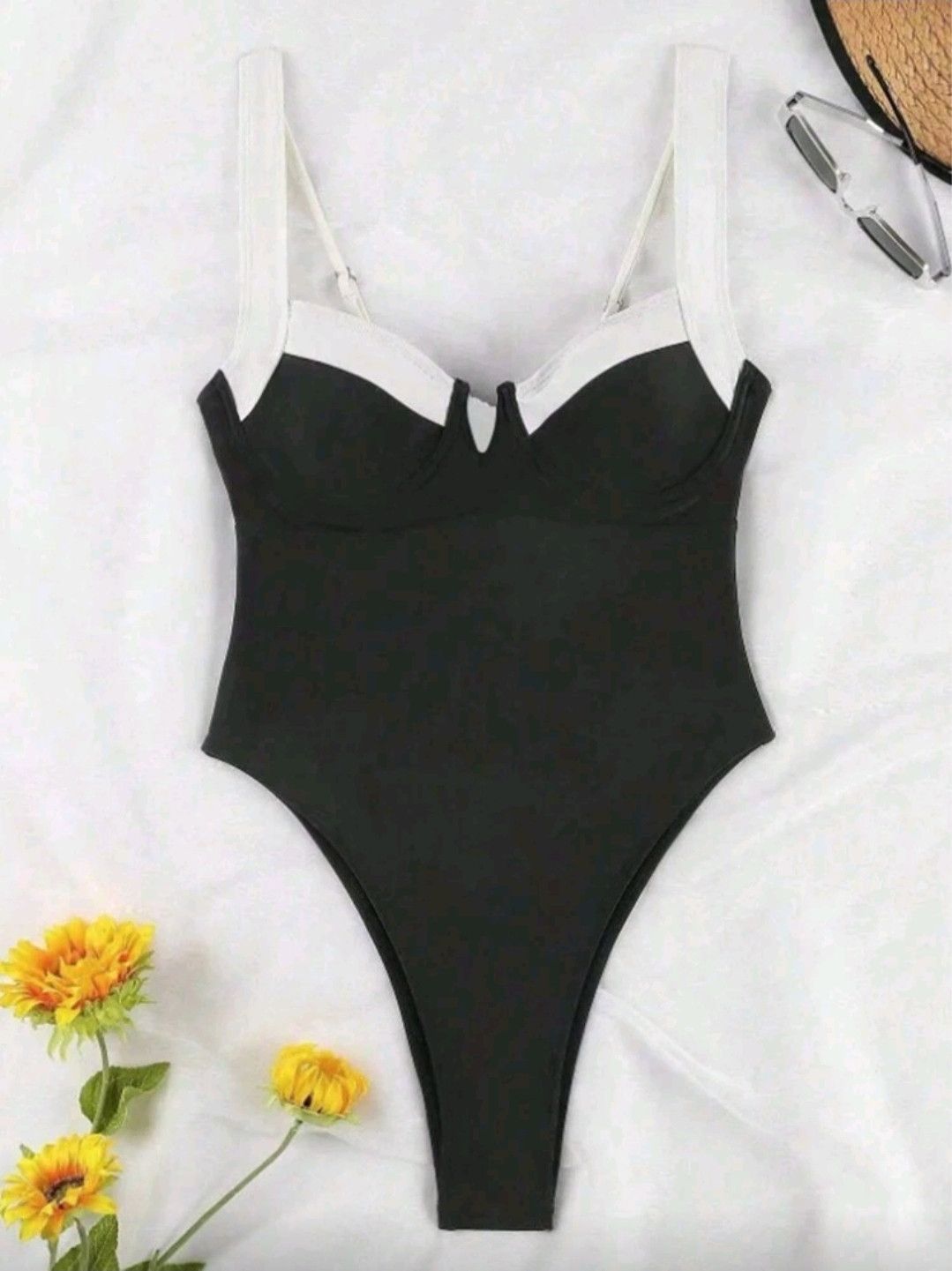 The Unbranded Brand V-Neck Black One-Piece Swimsuit, Suitable For Beach Size S / US 4 / IT 40 - 3 Thumbnail