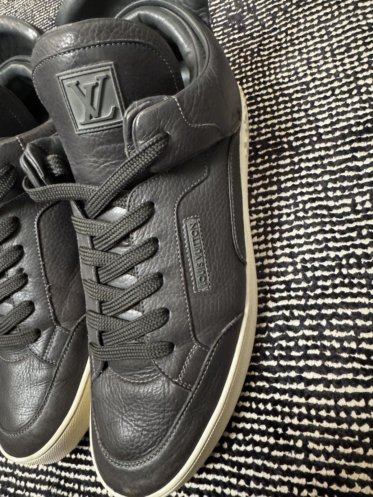 Kanye West × Louis Vuitton Louis Vuitton Kanye Don Sneakers Size US 11 / EU 44 - 3 Thumbnail