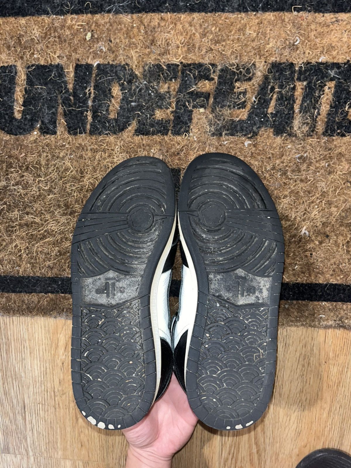 Other Xavier Wulf x Seiiki Jordan 1 Samurai Wulf Sneakers 1st Gen Size US 11 / EU 44 - 9 Thumbnail