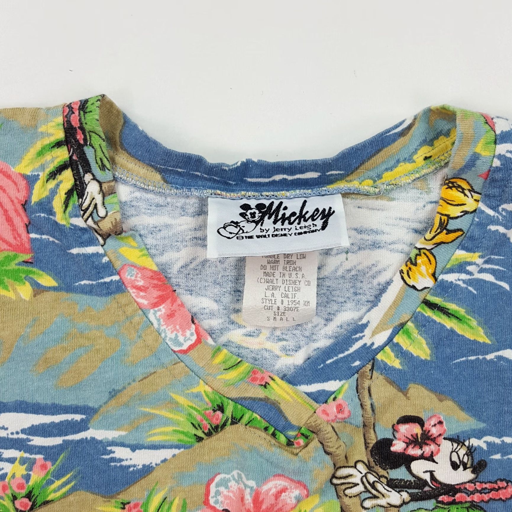 Vintage VINTAGE Hawaiian Mickey Mouse Small Disney Cartoon Short Sleeve T Shirt Top Beach Summer Aloha Tropical Womens XS? Size S / US 4 / IT 40 - 3 Thumbnail