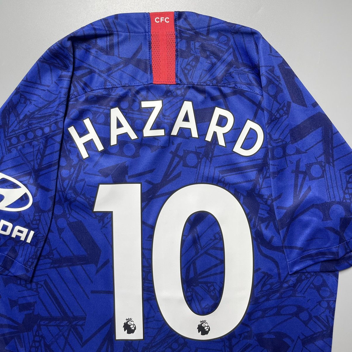 Nike CHELSEA NIKE 2019/2020 FOOTBALL HOME JERSEY #10 HAZARD Size US M / EU 48-50 / 2 - 7 Thumbnail