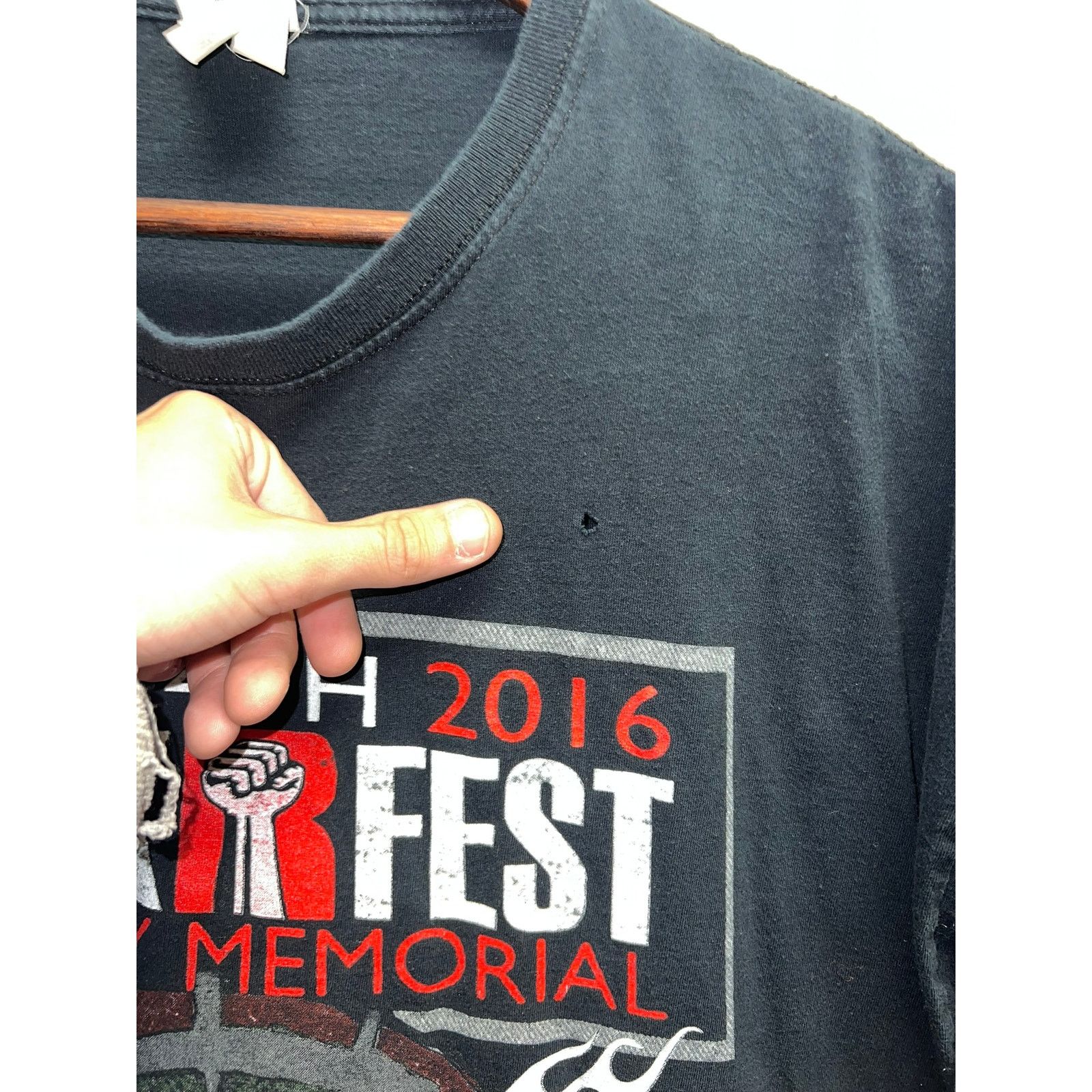 Jerzees Rock Fest Band Shirt 2016 Disturbed Ghost Tee 2XL XXL Size US XXL / EU 58 / 5 - 3 Thumbnail