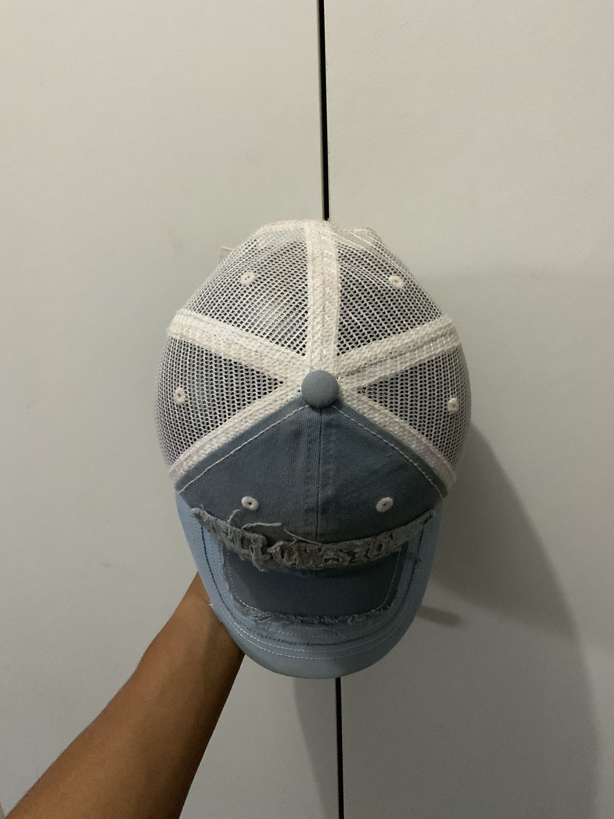 Japanese Brand Yellowstone Distressed Archive Fade Trucker Hat Size ONE SIZE - 6 Thumbnail