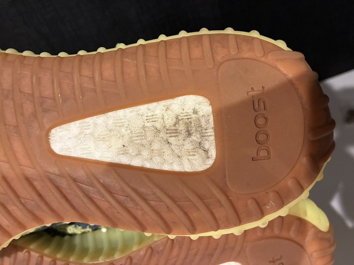 Yeezy adidas Yeezy Boost 350 V2 Semi Frozen Yellow Size 10 Size US 10 / EU 43 - 9 Thumbnail