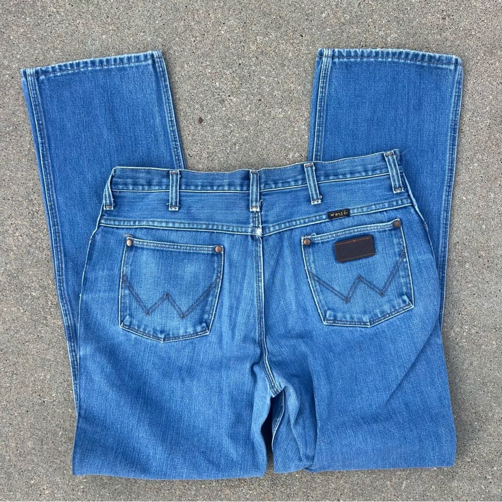 image of 70's Wrangler 912 Straight Leg Cowboy Cut Jeans Size 36X34 in Blue, Men's