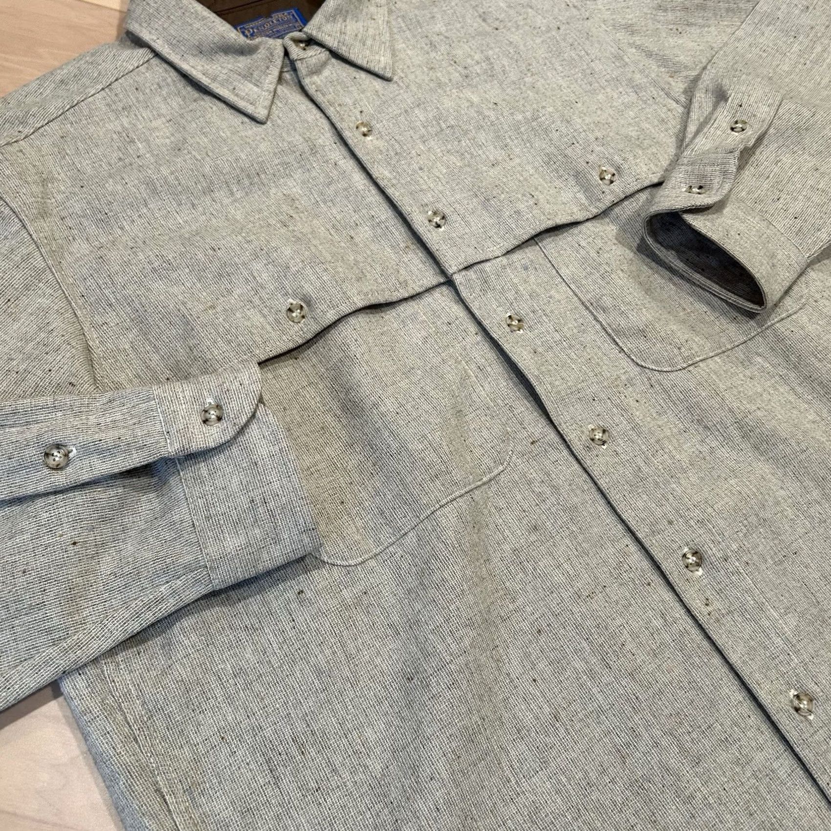 Pendleton VINTAGE Pendleton Button-Down Shirt Long Sleeve USA Made Men’s Large Beige Wool Pockets Urban Fashion 90s? Size US L / EU 52-54 / 3 - 2 Thumbnail