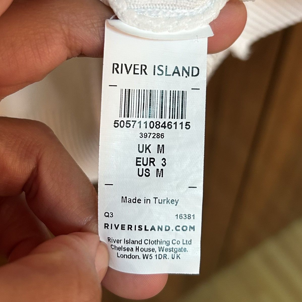 River Island River Island Streetwear T-shirt for Men Size US M / EU 48-50 / 2 - 10 Thumbnail