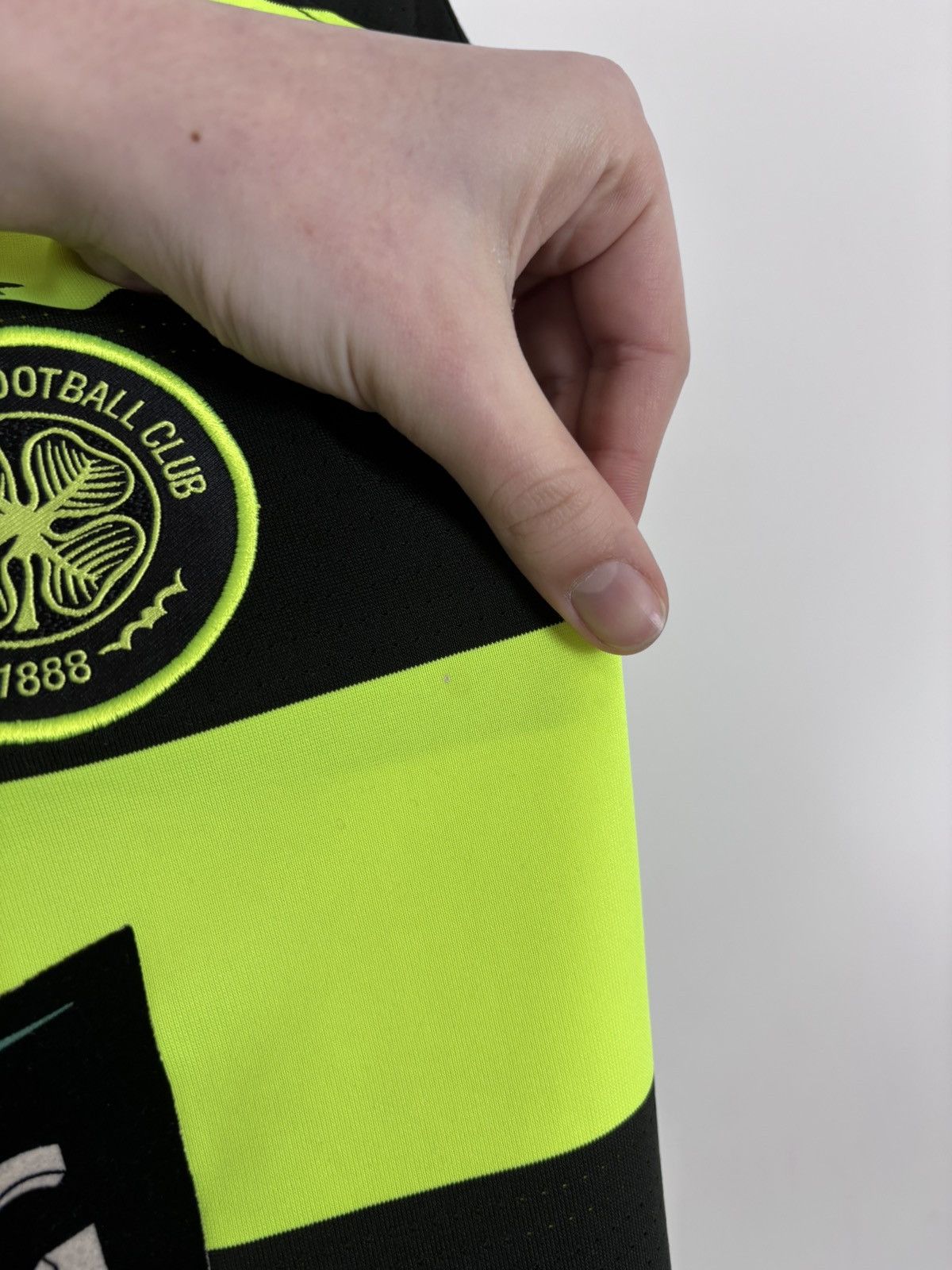 Nike Nike Celtic FC 2009/2011 Away Football Soccer Jersey Shirt Size US XL / EU 56 / 4 - 7 Thumbnail