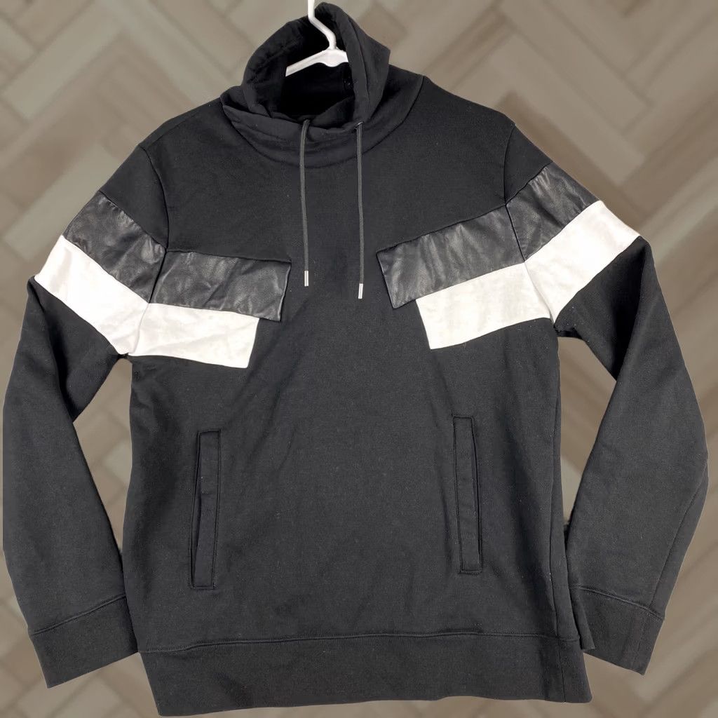 H&M H&M Pullover Sweatshirt Men’s M Black Front Pockets High Neck Sweatshirt Beach Cocoa Beach Florida Size US M / EU 48-50 / 2 - 1 Thumbnail