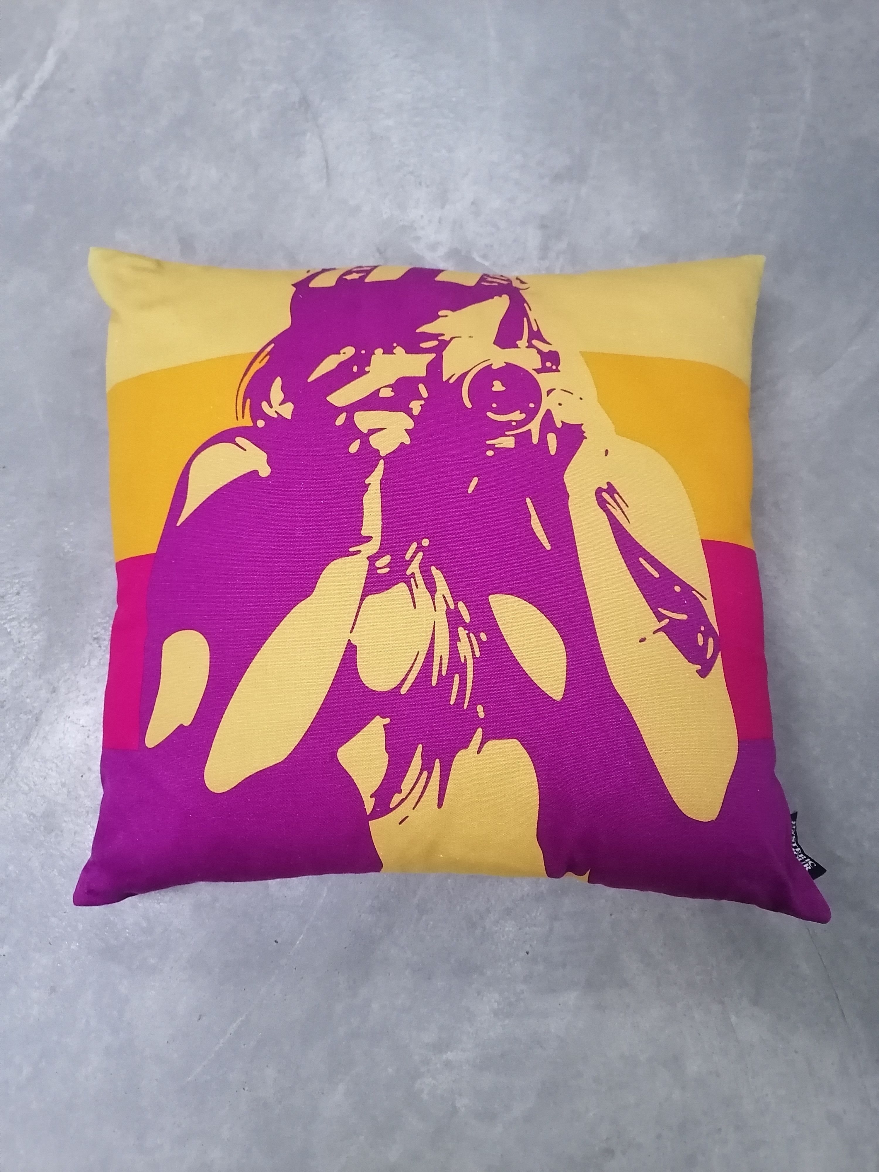 Hysteric Glamour × Japanese Brand Very Rare Hysteric Glamour Pillow Size ONE SIZE - 2 Thumbnail