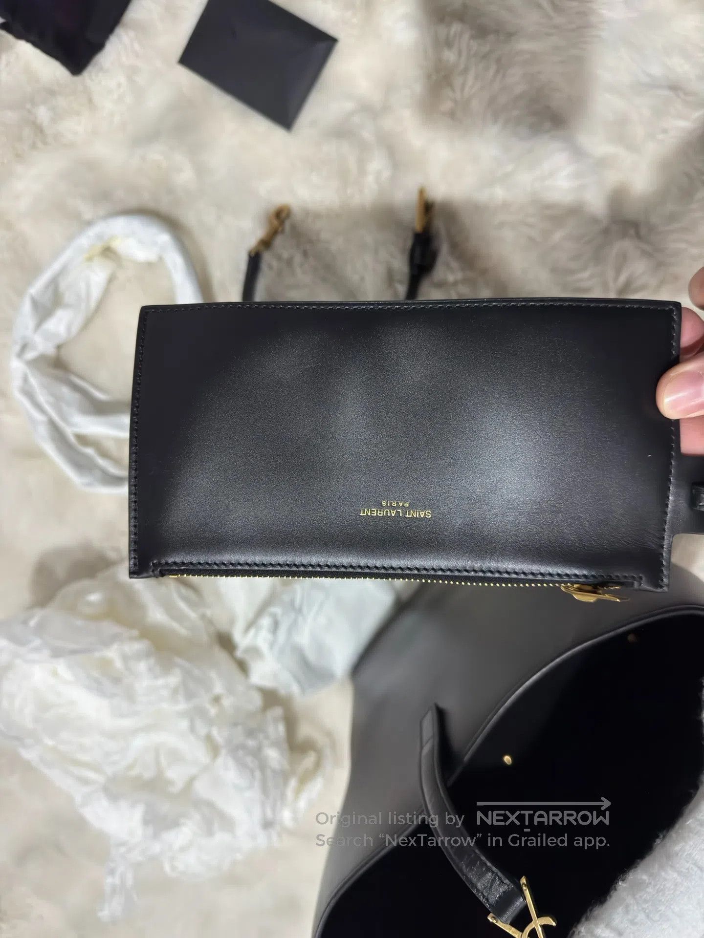 Saint Laurent Paris Saint Laurent Paris Large Black and Gold Cowhide Bucket Ho Size ONE SIZE - 7 Thumbnail